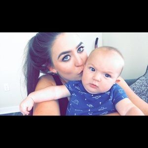 Meet your Posher, Mallory